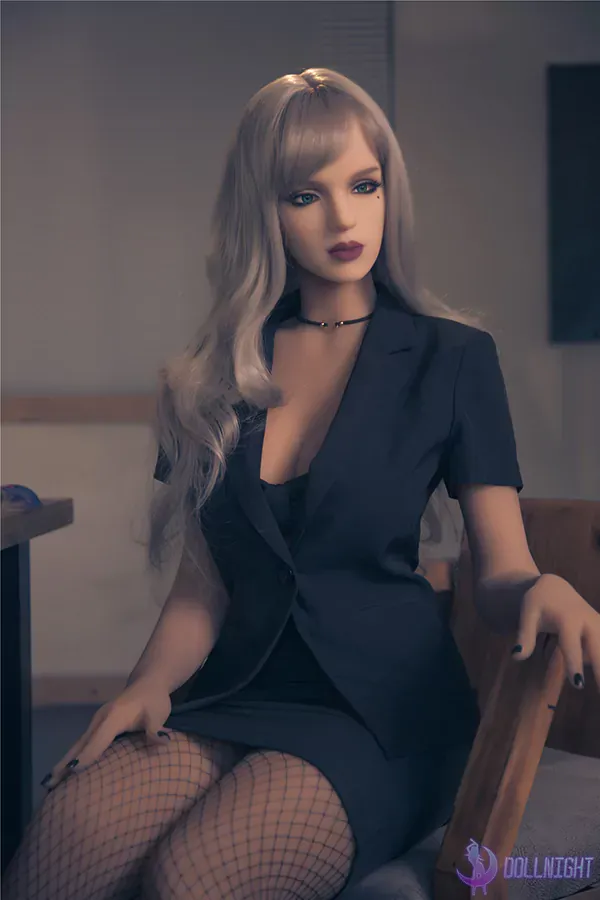 has anyone married a sex doll