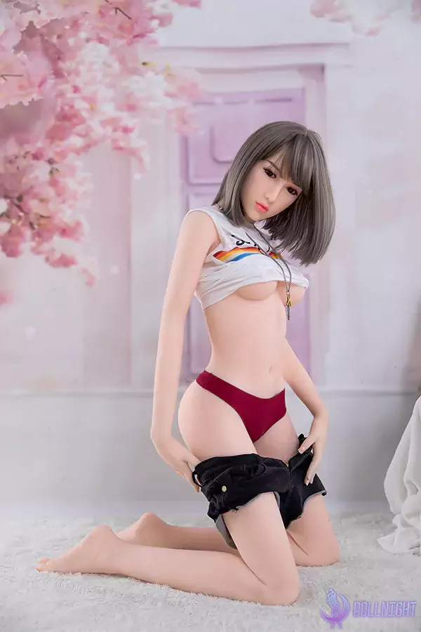 realistic sex doll in japanese